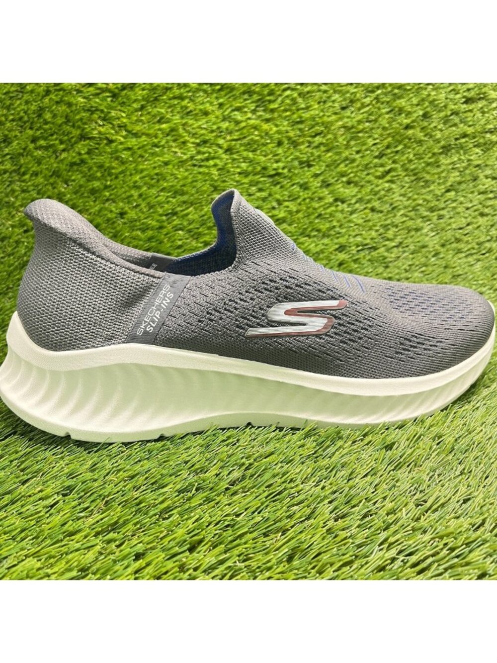 Skechers Go Walk Now Mens Size 10.5 Gray White Athletic Slip-Ins Shoes Sneakers